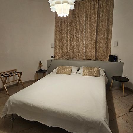 215 Addaura Luxury Room Palermo Bagian luar foto