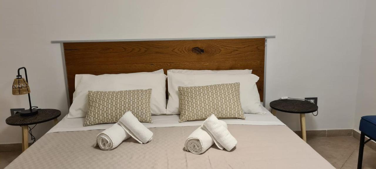 215 Addaura Luxury Room Palermo Bagian luar foto
