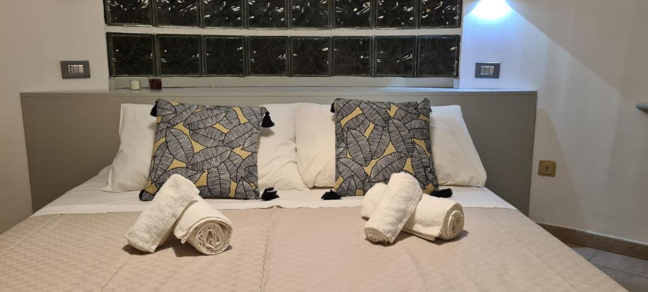215 Addaura Luxury Room Palermo Bagian luar foto
