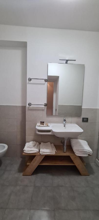 215 Addaura Luxury Room Palermo Bagian luar foto