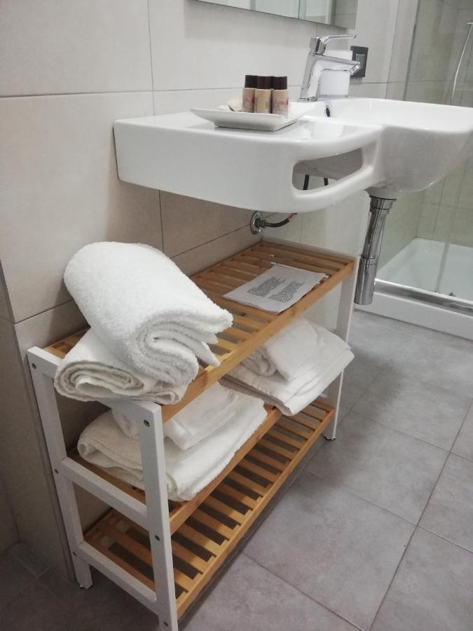 215 Addaura Luxury Room Palermo Bagian luar foto
