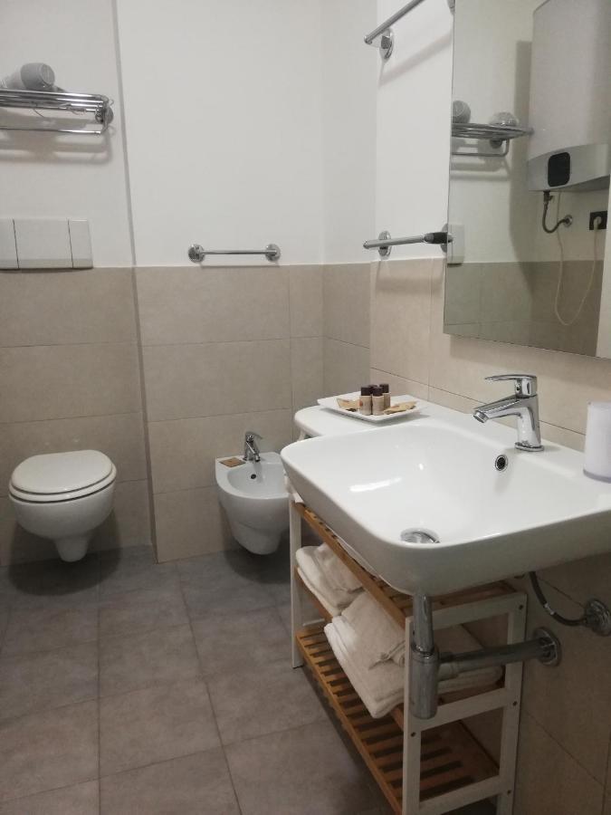 215 Addaura Luxury Room Palermo Bagian luar foto