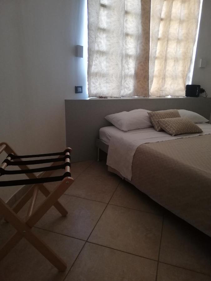 215 Addaura Luxury Room Palermo Bagian luar foto