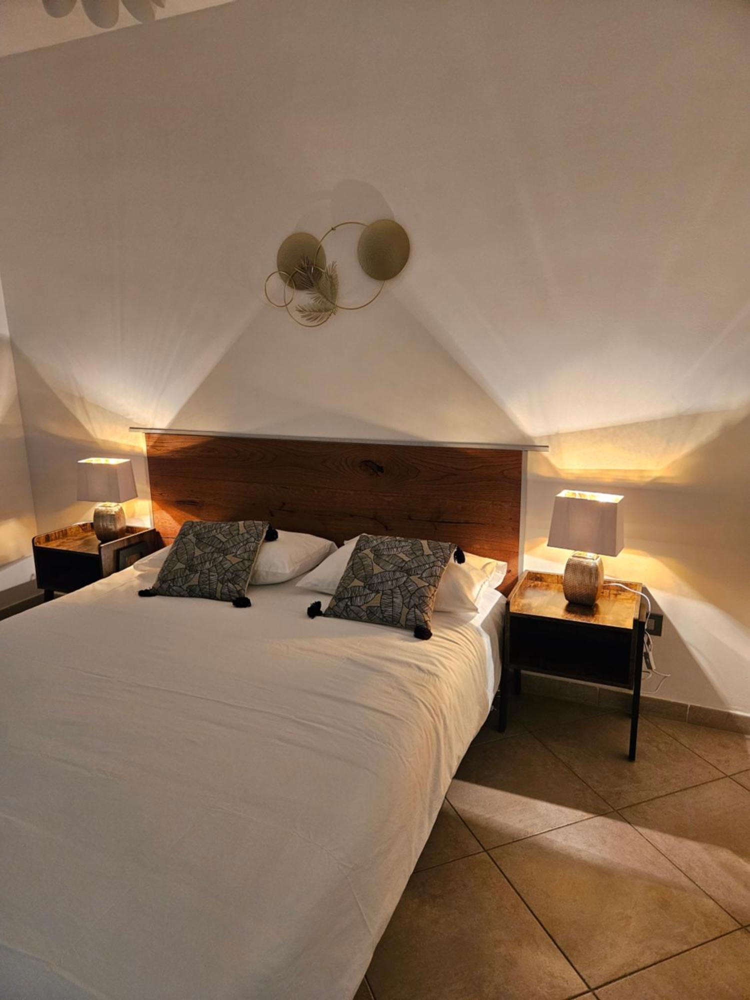 215 Addaura Luxury Room Palermo Bagian luar foto